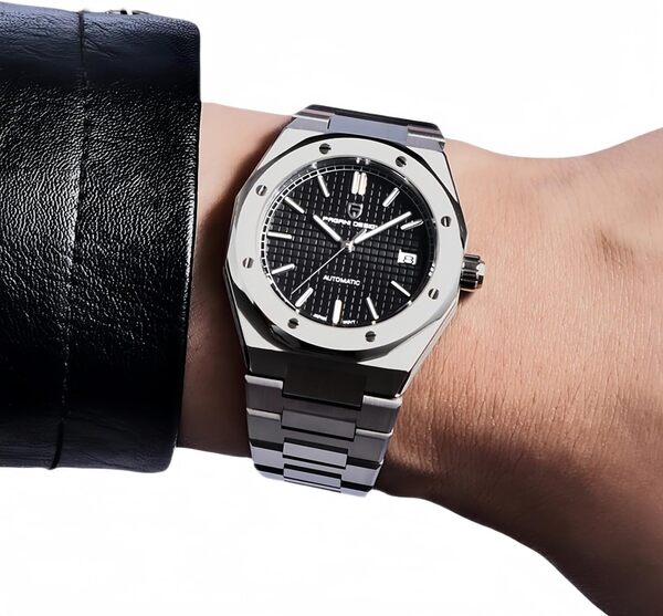 Pagani Design Montre de Sport mécanique pour Homme avec Mouvement Japonais NH35 en Verre Saphir étanche en Acier Inoxydable