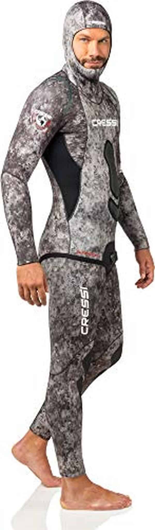 Découvrez notre avis détaillé sur la combinaison camouflage Cressi Apnea 7 mm : performance, confort et protection pour vos plongées en apnée