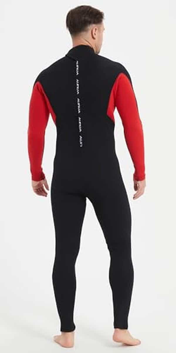 Explorez notre test détaillé de la combinaison Aunua 5 mm avec coutures GBS pour homme : confort, performance et protection sous toutes les conditions.