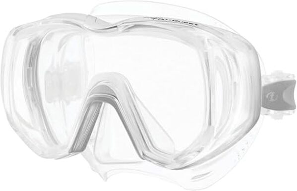 Découvrez le masque Tusa M3001 Freedom Tri-Quest : un mélange unique de confort, de performance et de design élégant pour toutes vos aventures sous-marines