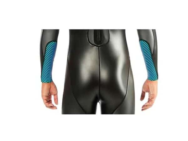 Découvrez notre test détaillé de la combinaison de plongée Cressi Triton noir/vert, idéale pour vos sorties sous-marines. Performances et confort au rendez-vous.