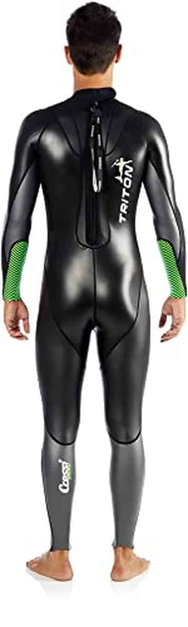 Découvrez notre évaluation détaillée de la combinaison de plongée Cressi Triton XL noir/vert : confort, performance et design au rendez-vous pour vos aventures sous-marines.