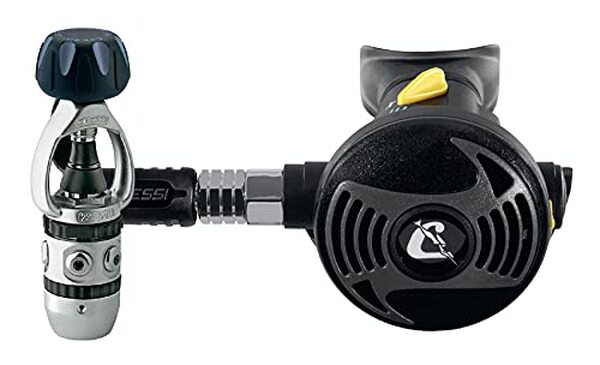 Découvrez notre test détaillé du détendeur Cressi Ac2 Xs2 noir : fiabilité, performances et avantages pour vos plongées en eau froide. 