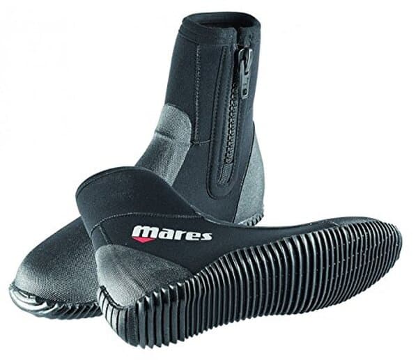 Découvrez notre test détaillé des palmes Mares X-stream classic NG : performance, confort et efficacité pour vos sessions de plongée et palmes de snorkeling. 