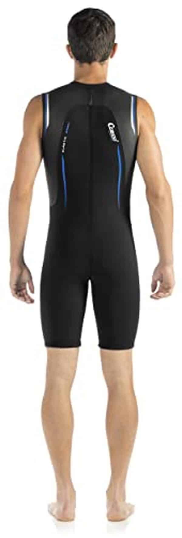 Découvrez notre test complet de la combinaison Cressi Thermico Man : performances, confort et qualité pour vos sessions de plongée sous-marine.